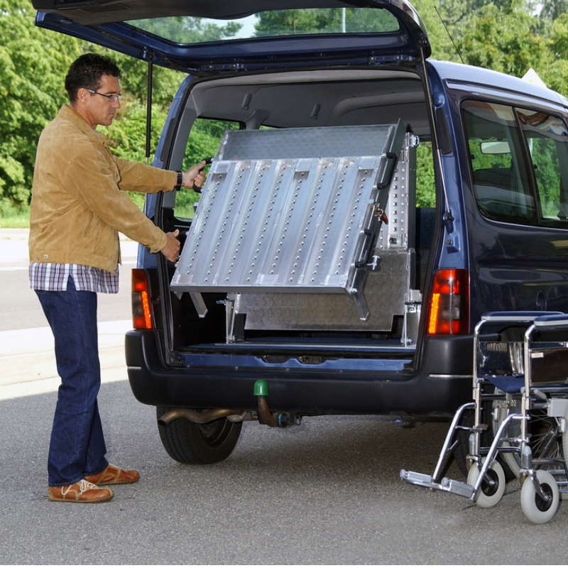 Rollstuhleinbaurampen