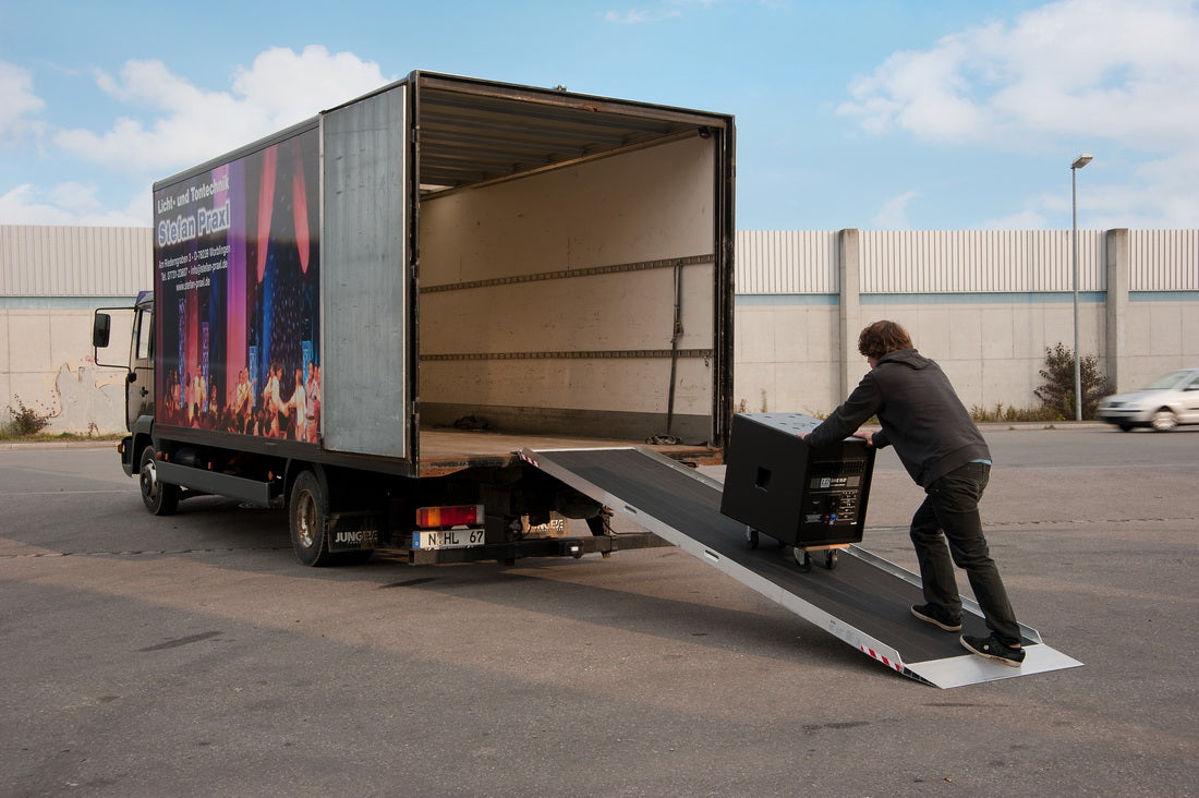 Eventrampe Länge: 5m Breite: 0,9m Tragfähigkeit: 350kg