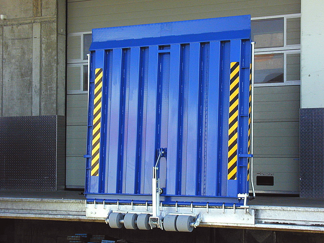 Rampenladebrücke | Länge: 1,75m | Breite: 1,5m | Tragfähigkeit: 6000 Kg