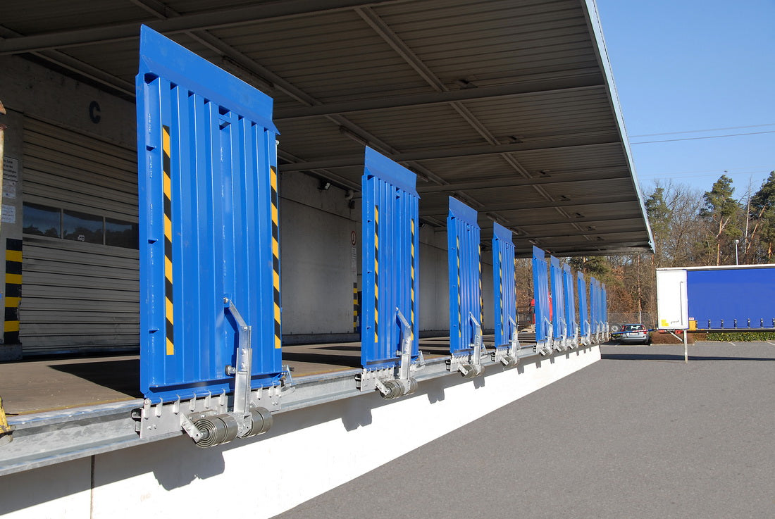 Rampenladebrücke | Länge: 2m | Breite: 1,75m | Tragfähigkeit: 6000 Kg